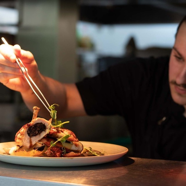 Bars and Restaurants at The Kingsley