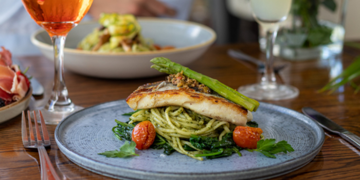 Dine & Stay